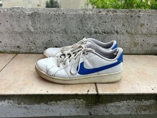 Scarpe Nike Court Royale 2