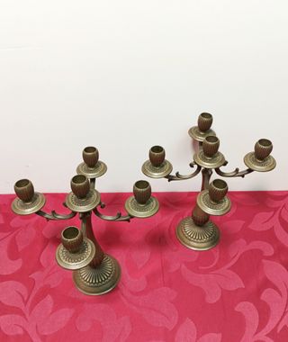 Par De Candelabros, Itália