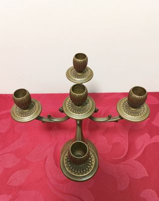 Par De Candelabros, Itália