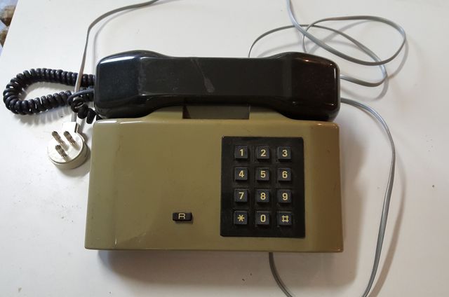 Telefono Pulsar Sip grigio FATME da collezione