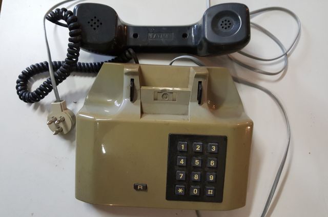 Telefono Pulsar Sip grigio FATME da collezione