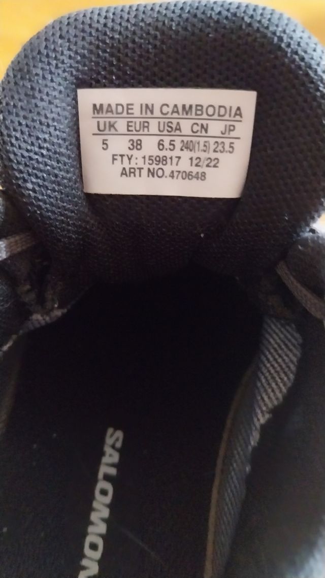 Zap. Salomon 38. Se vende por crecimiento. 3 usos