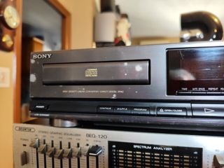 SONY compact disc CDP-M42- gama media alta.