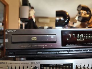 SONY compact disc CDP-M42- gama media alta.