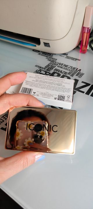 Iconic London Luscious Glow