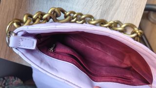 Bolso de hombro lila