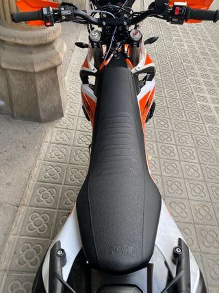 KTM 690R