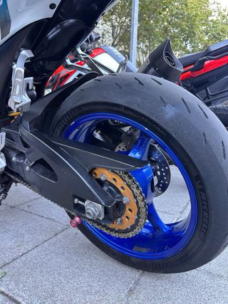 SUZUKI GSXR 750 k6