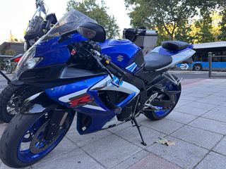 SUZUKI GSXR 750 k6