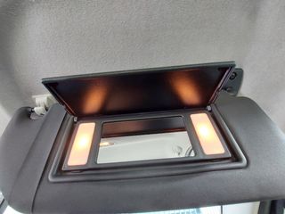 Palas com iluminação Citroën