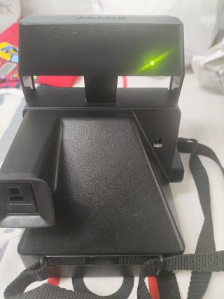 Cámara antigua Polaroid 635CL Supercolor