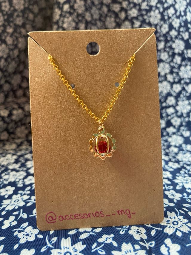 Conjunto pendientes y colgante diamante rojo