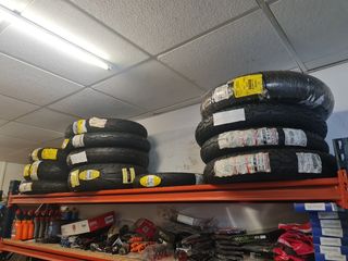 Neumáticos nuevos.