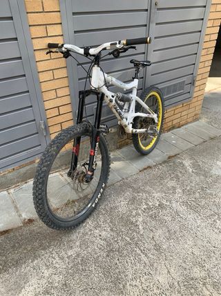 Bici enduro santa cruz