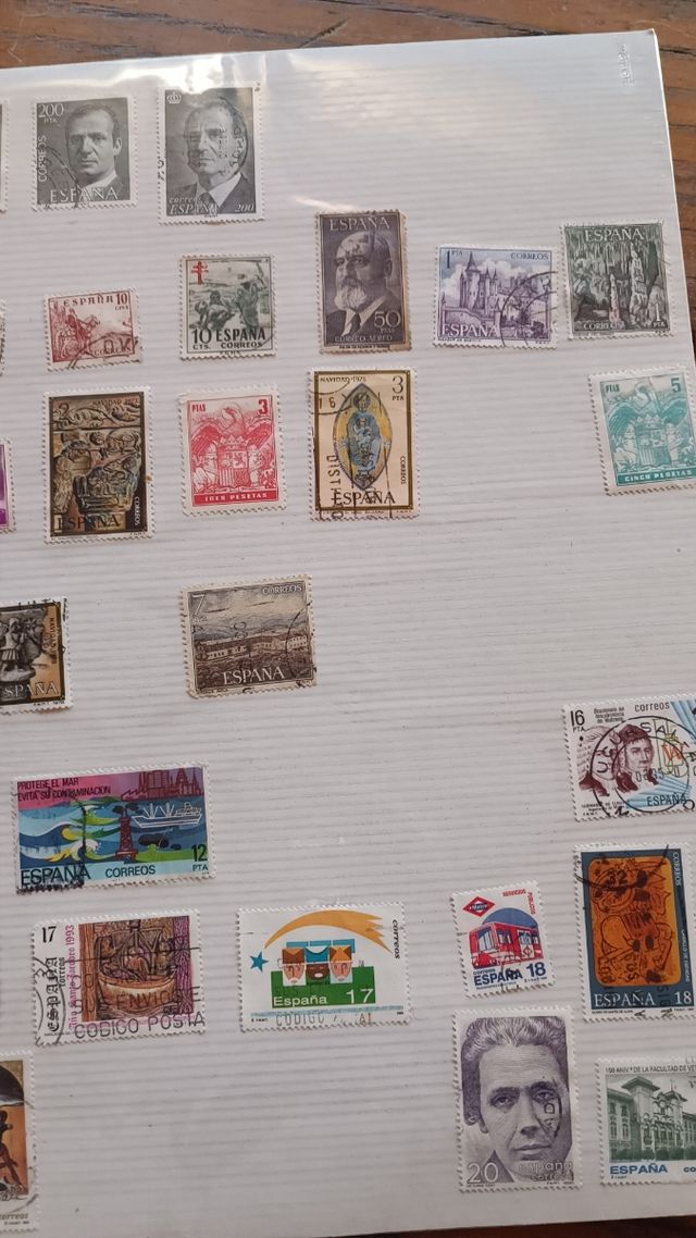 Lote cientos de sellos usados