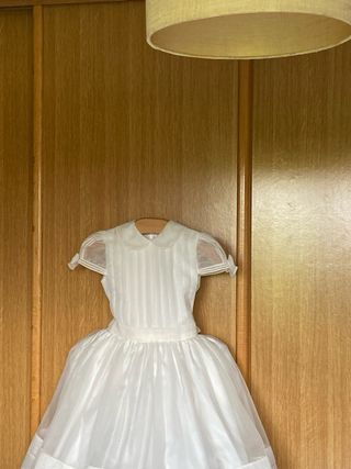 Vestido de comunión niña PILI CARRERA  158x162 cm