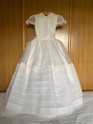 Vestido de comunión niña PILI CARRERA  158x162 cm