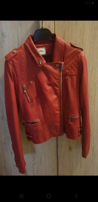 Giubbino in pelle sintetica