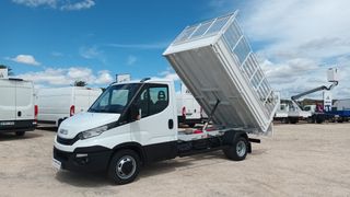 IVECO DAILY 2018 BASCULANTE LATERALES ALTOS