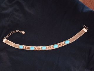 Gargantilla de bisutería fina y elegante