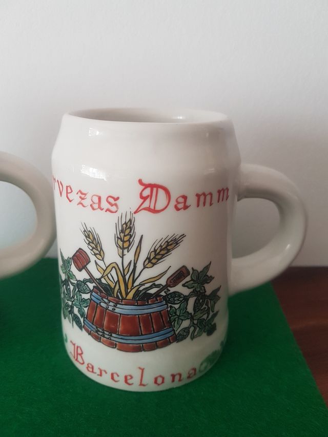 Parejas jarras personalizadas Damm