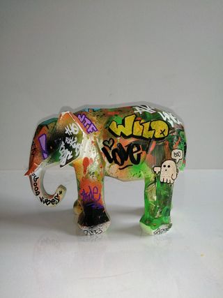 Elefante estilo graffiti. Arte urbano