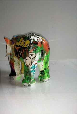 Elefante estilo graffiti. Arte urbano