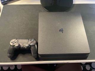 Ps4 Slim y mando