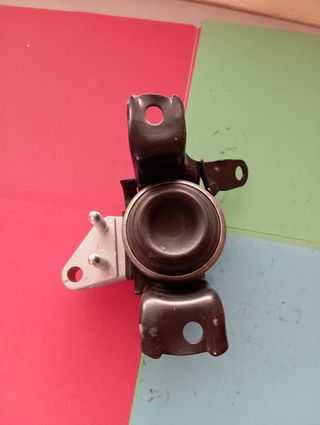 Taco soporte motor TOYOTA Corolla - Avensis