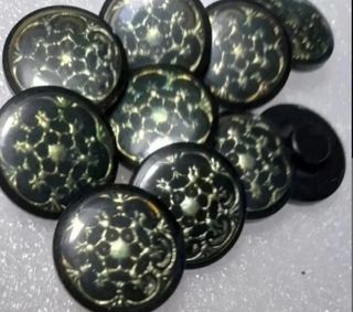 Lote 14 botones- 5 modelos