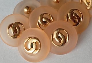 Lote 14 botones- 5 modelos