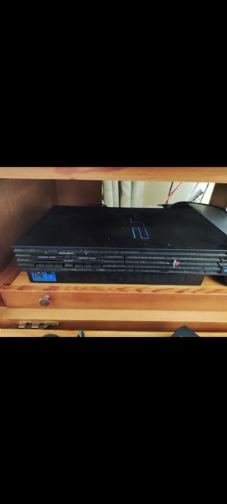 Play station 2, SingStar,buzz