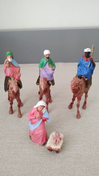 Lote Reyes Magos y figuras para belén o pesebre