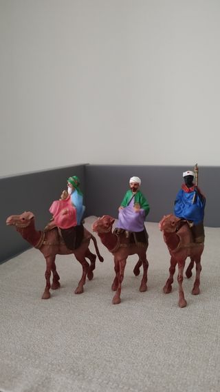 Lote Reyes Magos y figuras para belén o pesebre
