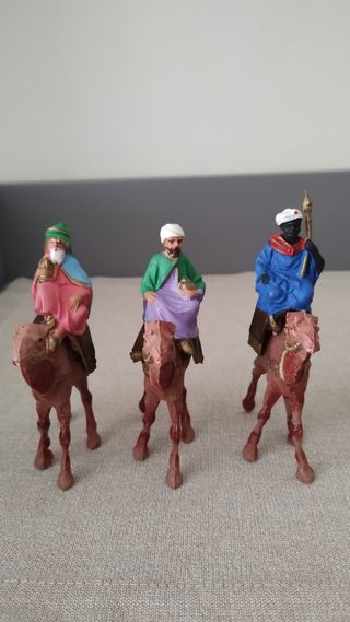 Lote Reyes Magos y figuras para belén o pesebre