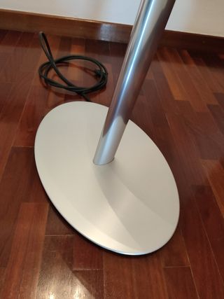 Bang olufsen beocenter 2 y pedestal 