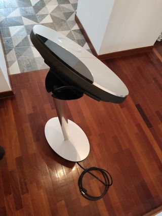 Bang olufsen beocenter 2 y pedestal 