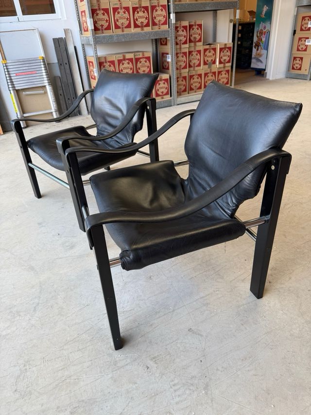 2 Sillones Piel tipo Maurice Burke Arkana