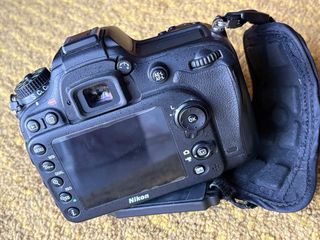 Cámara Nikon D7200 con objetivo Sigma 17-50 2.8 EX