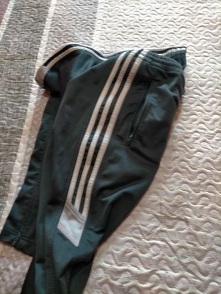 Vendo pantalones deportivos Adidas