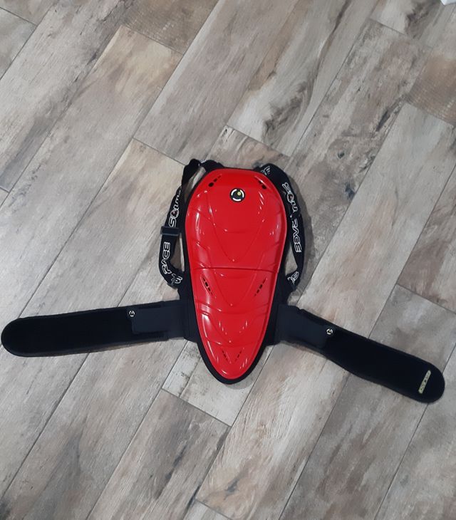 Paraschiena moto marca Soul Race