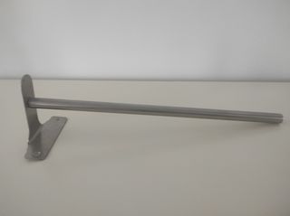 Estantería y toallero baño