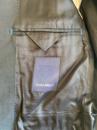 Traje negro Caramelo