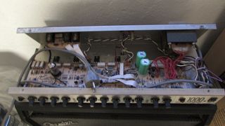 Amplificador Fender Roc Pro 1000 Híbrido restaurar