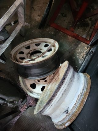 Llantas patrol 16 hierro