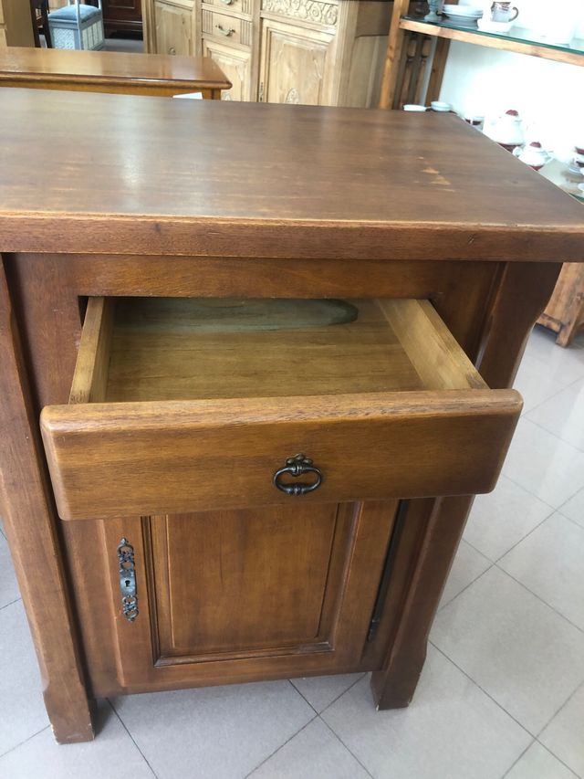 Mueble aparador madera