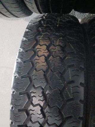 215 75 16 113/111N DUNLOP SP LT 800