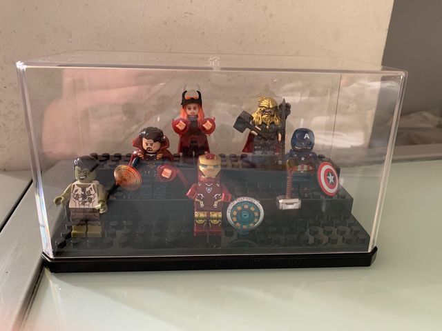 Vetrina tipo Lego The Avengers