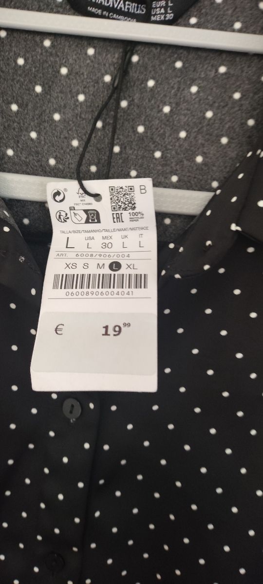 Blusa corta Stradivarius