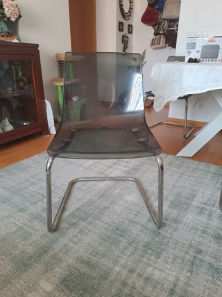 Sillas plástico y metál